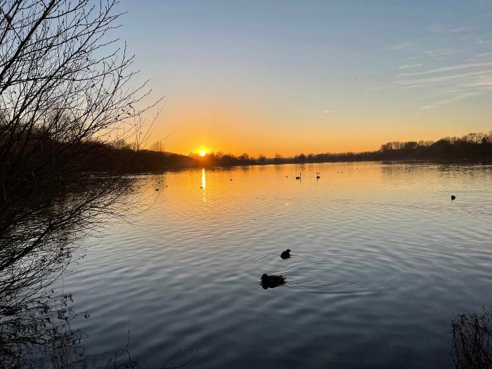 Sun setting on Batchworth Lake